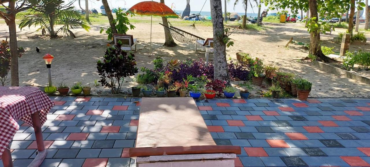Marari Anna Beach Villa Mararikulam Exterior photo
